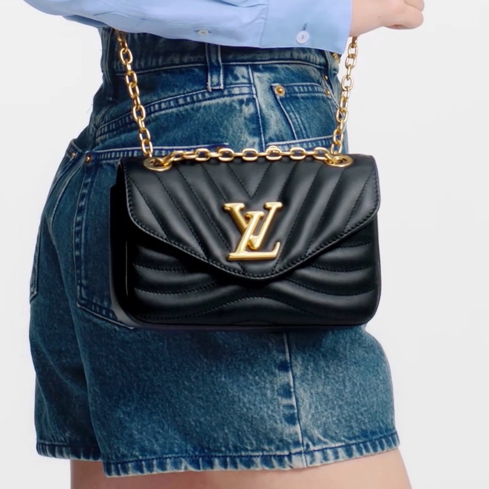AUTHENTIC New Wave Chain Bag PM